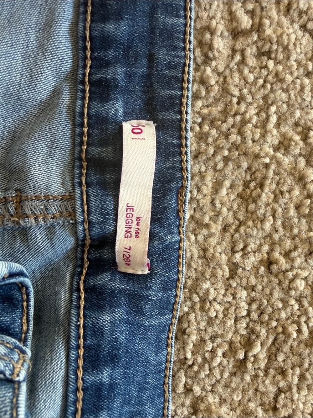 Skinny Jeans - Picture 3 of 3